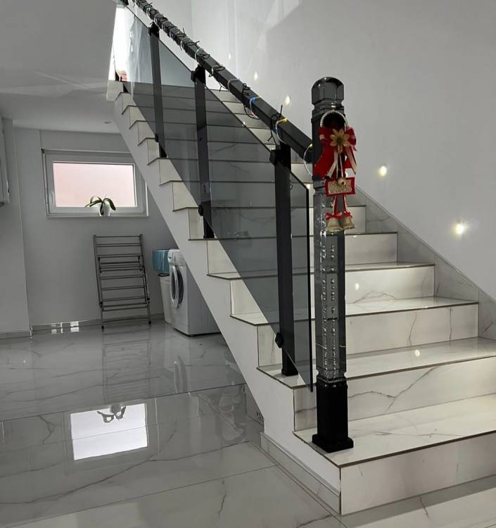 Pleksi Merdiven Korkuluğu - proje-5