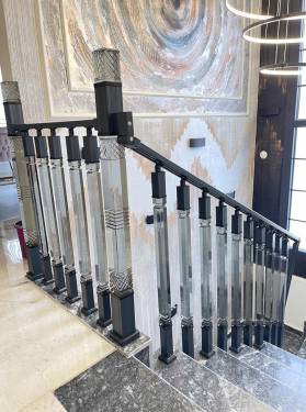 Pleksi Merdiven Korkuluğu