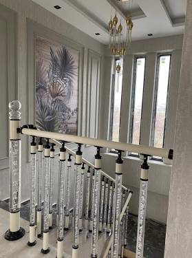 Pleksi Merdiven Korkuluğu